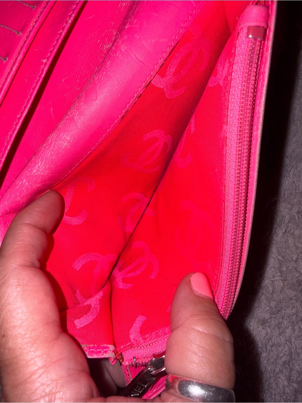 CHANEL Black Quilted Leather Long Wallet with White CC Logo & Pink Interior - Picture 6 of 11